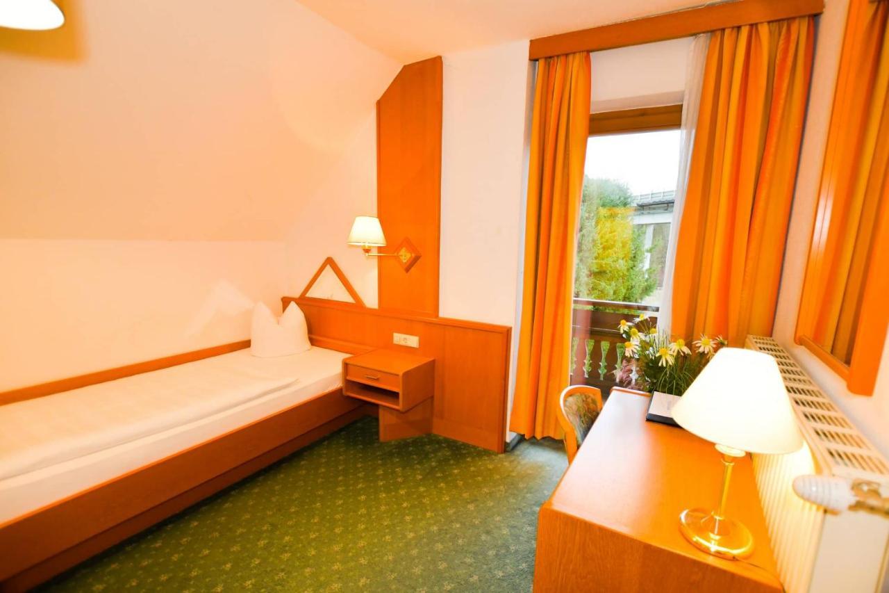 Hotel Jerolitsch 克鲁彭多夫 外观 照片