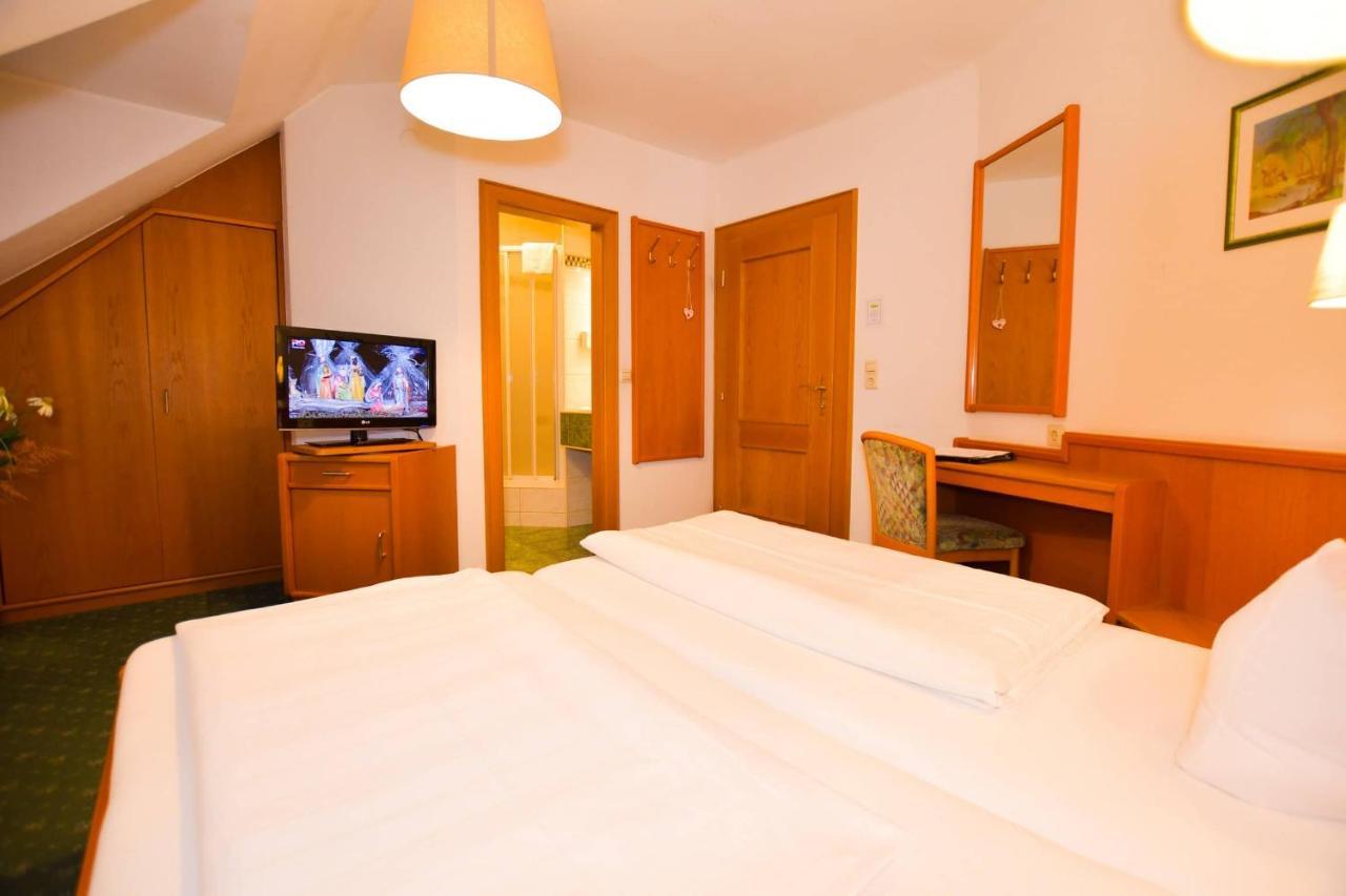 Hotel Jerolitsch 克鲁彭多夫 外观 照片